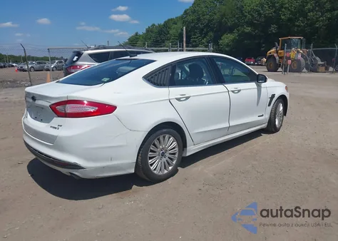 2013 Ford Fusion Hybrid Se z USA, uszkodzony, nr VIN 3FA6P0LU3DR328786